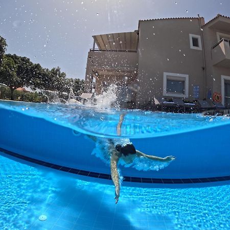 Four Seasons Private Villa - Seaview - Big Heated Pool - Gym - Sport Activities Гуве Экстерьер фото