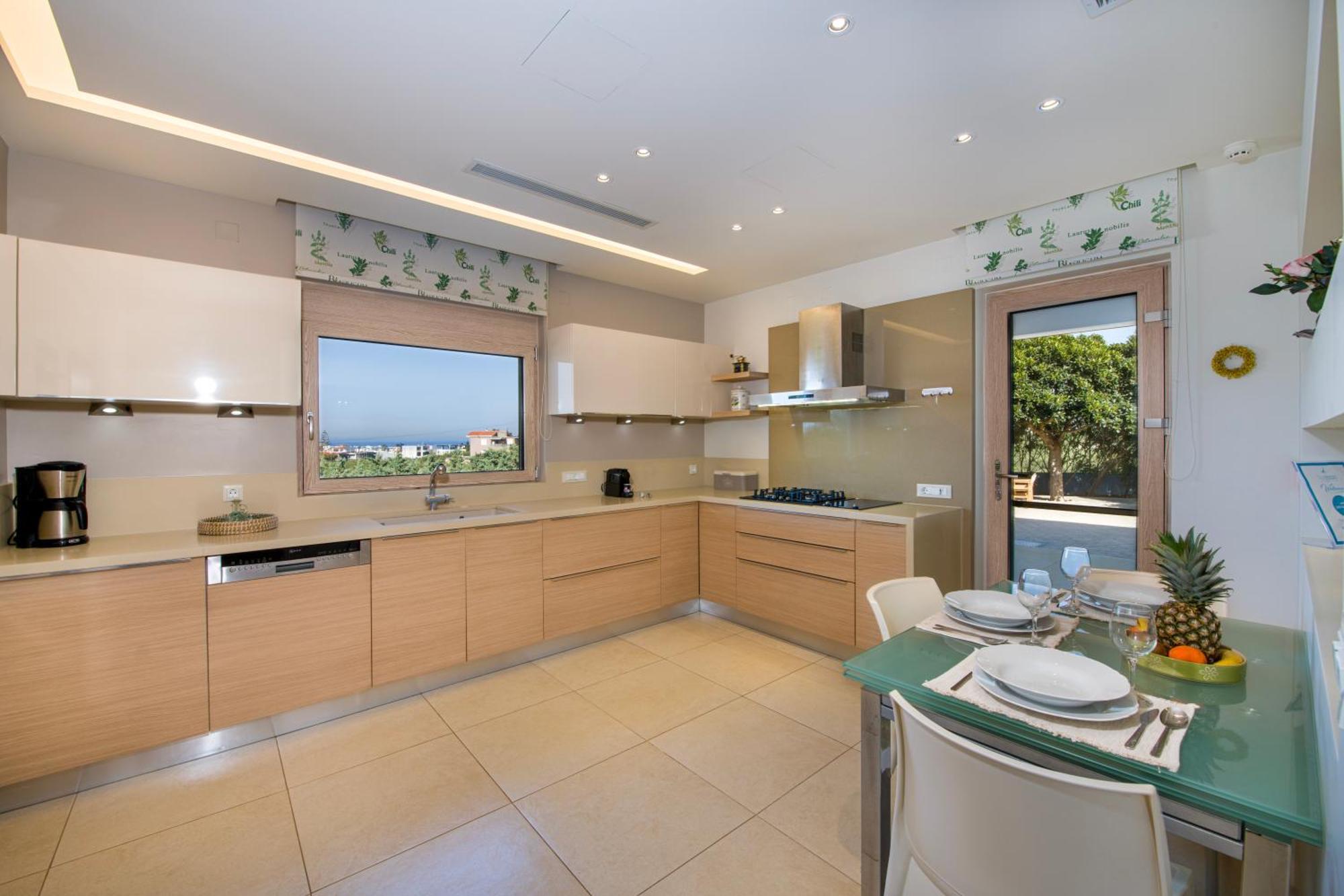 Four Seasons Private Villa - Seaview - Big Heated Pool - Gym - Sport Activities Гуве Экстерьер фото