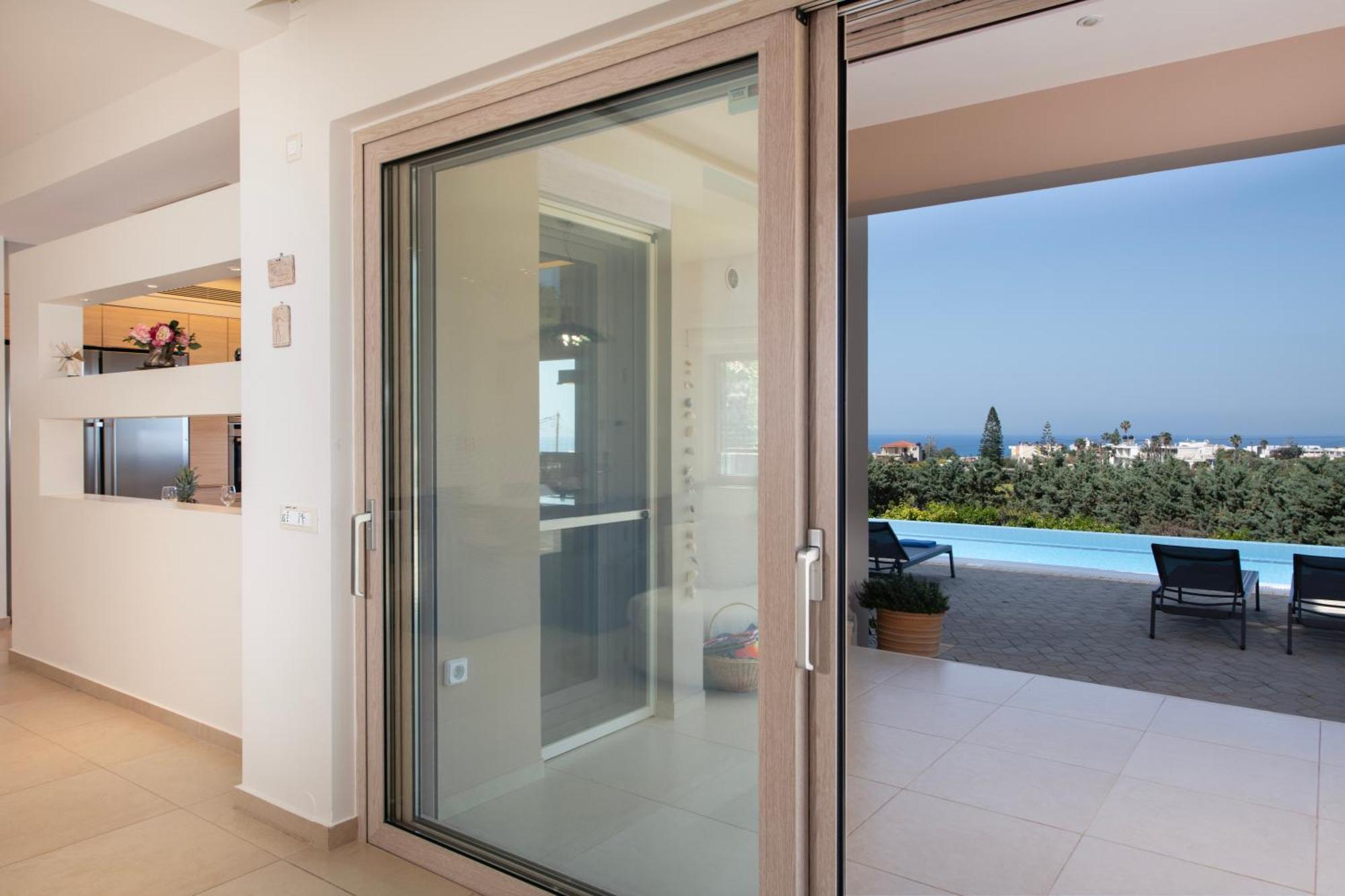 Four Seasons Private Villa - Seaview - Big Heated Pool - Gym - Sport Activities Гуве Экстерьер фото