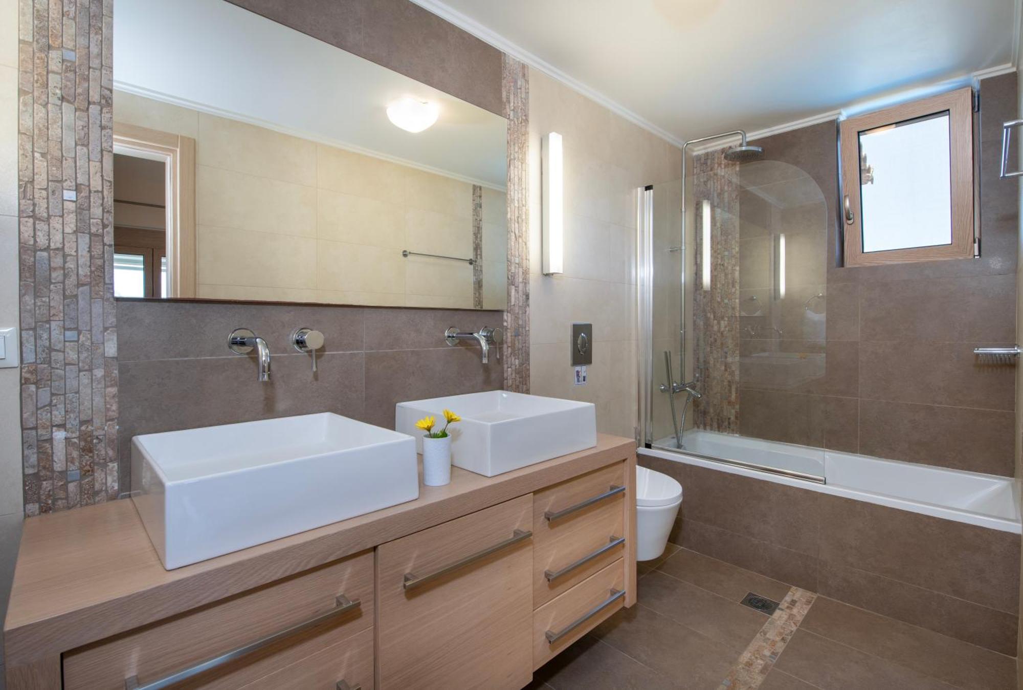 Four Seasons Private Villa - Seaview - Big Heated Pool - Gym - Sport Activities Гуве Экстерьер фото